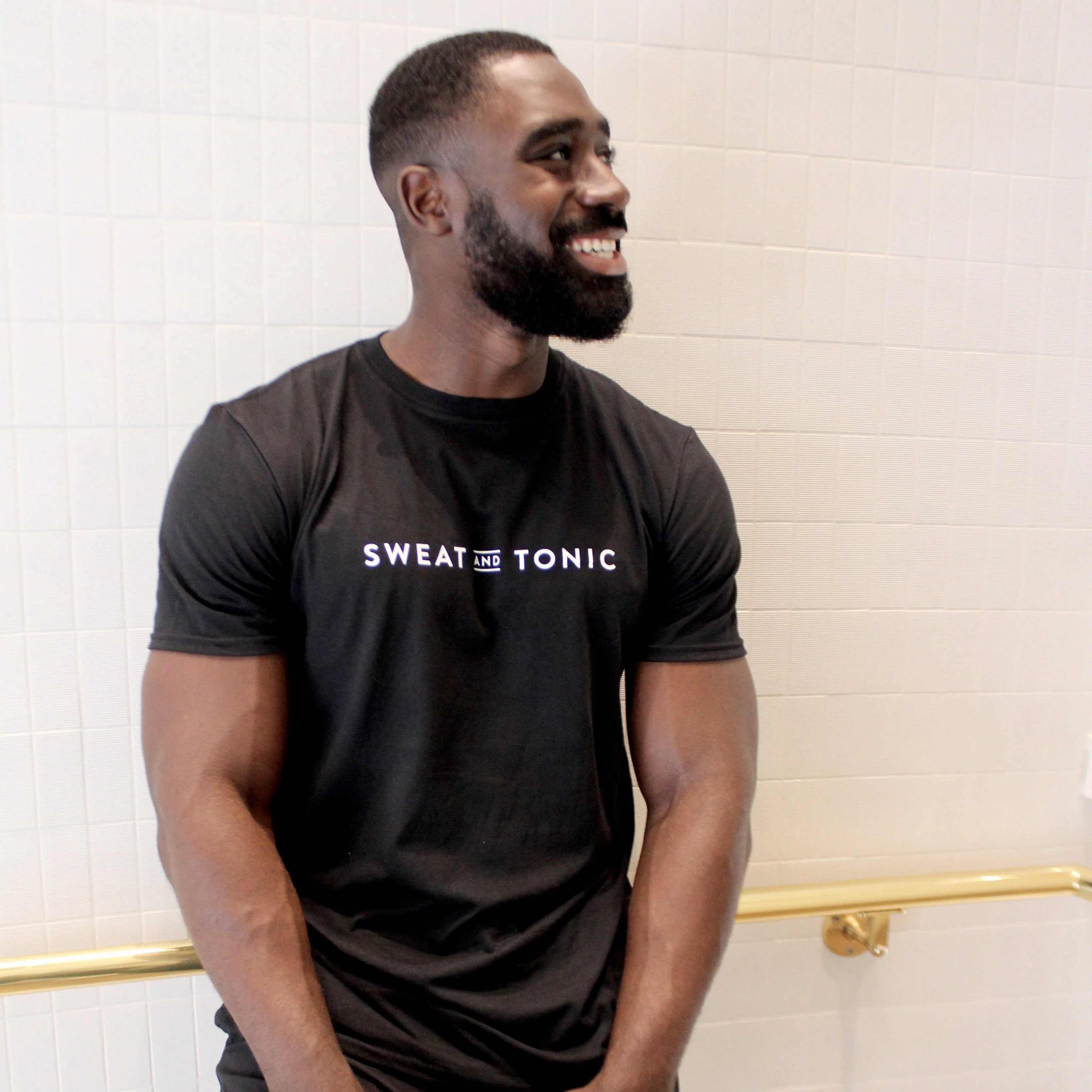 S&T Unisex Tee - Image 7